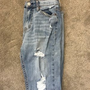 aéropostale ripped high wasted jeans